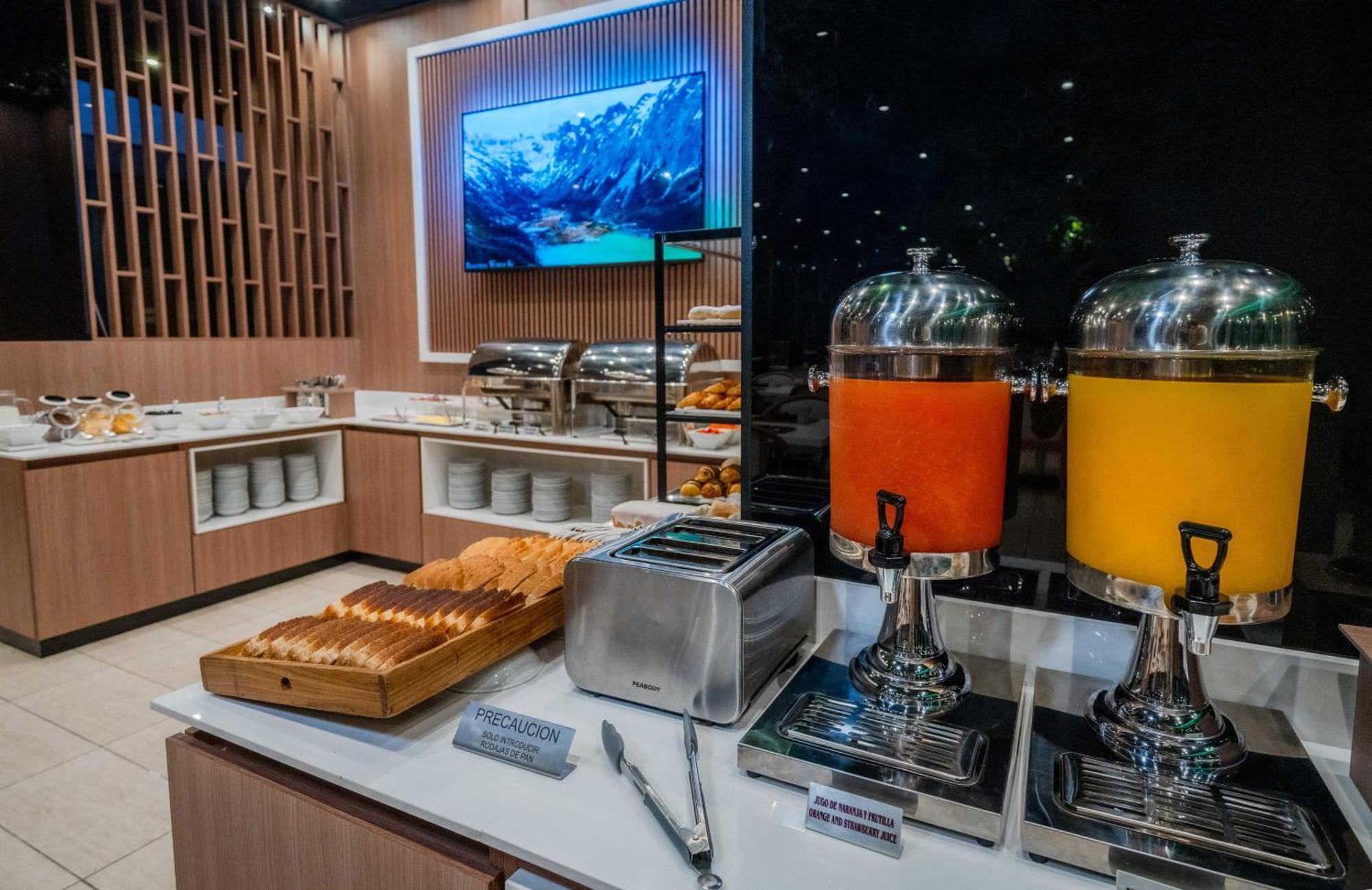 Holiday Inn Rosario By Ihg Eksteriør bilde